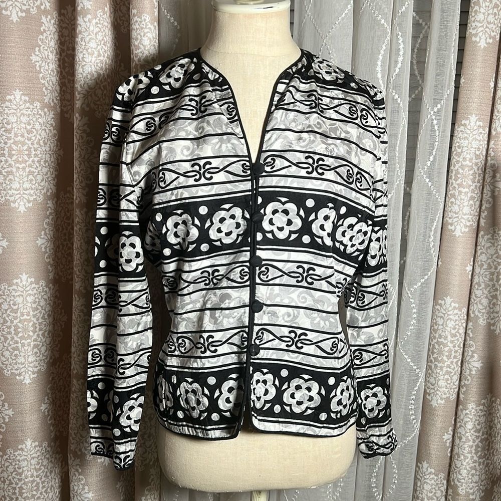 Adrianna Papell 100% Silk Blazer - Size 6